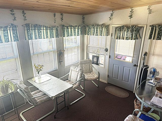 141 Lancaster Rd Trlr 14, Gorham, NH 03581