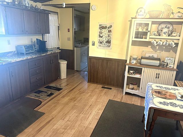 141 Lancaster Rd Trlr 14, Gorham, NH 03581