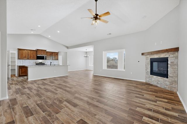 3 Fox Den Road, Los Lunas, NM 87031