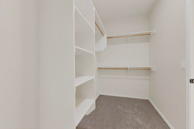 3 Fox Den Road, Los Lunas, NM 87031