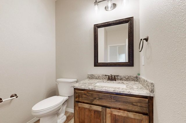 3 Fox Den Road, Los Lunas, NM 87031