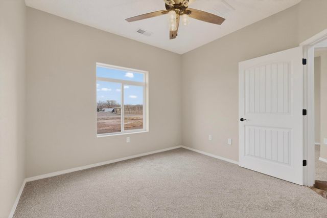 3 Fox Den Road, Los Lunas, NM 87031