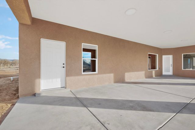 3 Fox Den Road, Los Lunas, NM 87031