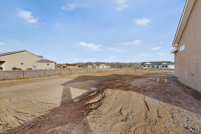 3 Fox Den Road, Los Lunas, NM 87031