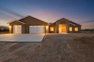 3 Fox Den Road, Los Lunas, NM 87031