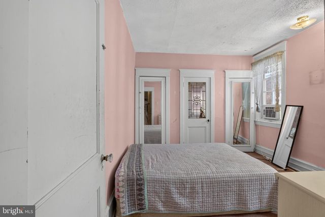 5856 HADFIELD ST, Philadelphia, PA 19143