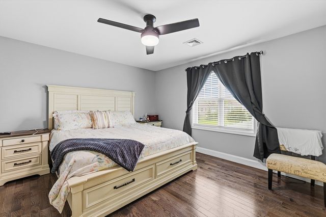 117 Farland Cir, New Bedford, MA 02745