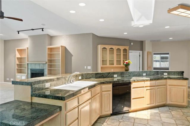 43 Edgewater Court, Chico, CA 95928