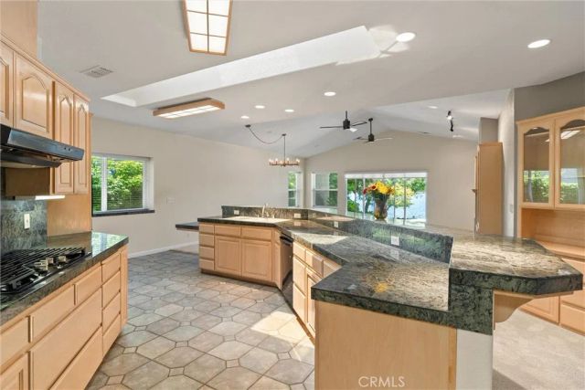 43 Edgewater Court, Chico, CA 95928