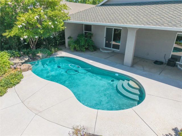 43 Edgewater Court, Chico, CA 95928