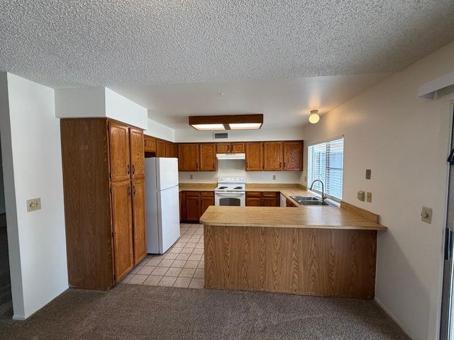 5102 E Bannock Street, Phoenix, AZ 85044