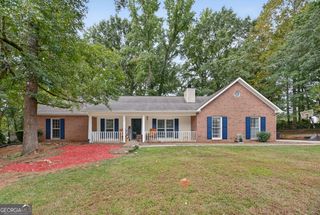110 Hawthorne Circle, Lagrange, GA 30240