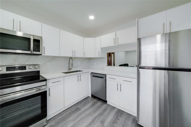 13534 SW 59th Ter, Miami, FL 33183