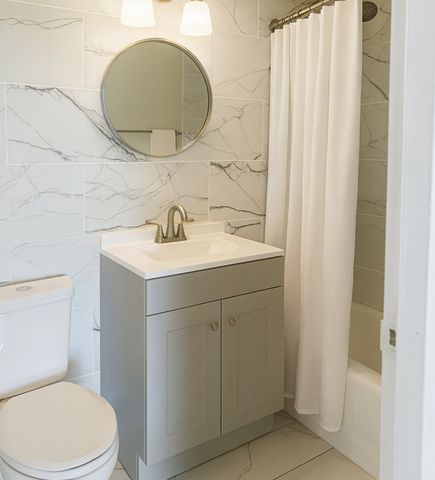 6730 S South Shore Drive 506, Chicago, IL 60649