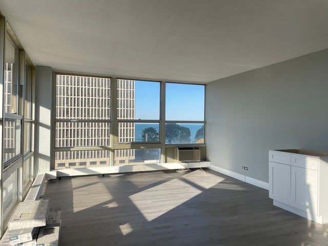 6730 S South Shore Drive 506, Chicago, IL 60649