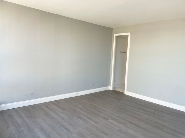 6730 S South Shore Drive 506, Chicago, IL 60649