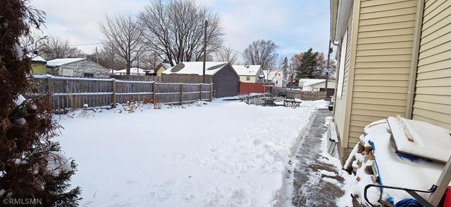 307 Maryland Avenue W, Saint Paul, MN 55117