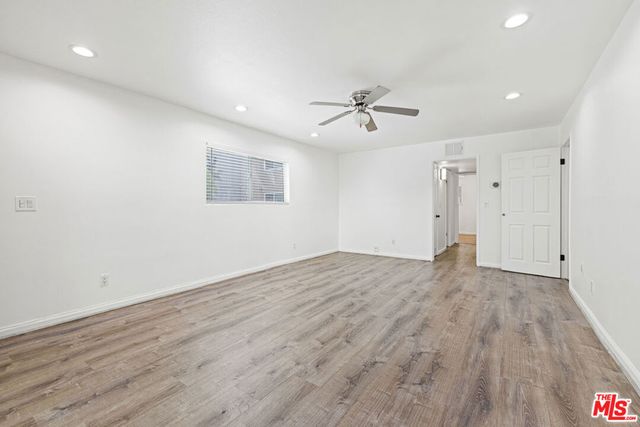 10757 Hortense Street 303, Toluca Lake, CA 91602