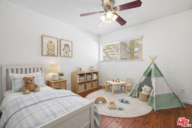 10757 Hortense Street 303, Toluca Lake, CA 91602