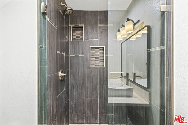 10757 Hortense Street 303, Toluca Lake, CA 91602