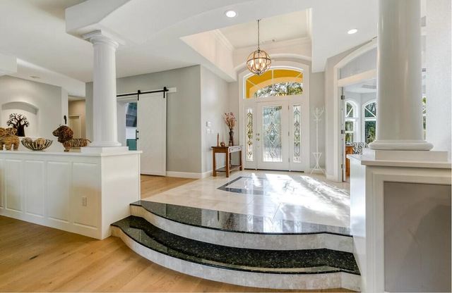 13497 Tierra Heights Road, Redding, CA 96003