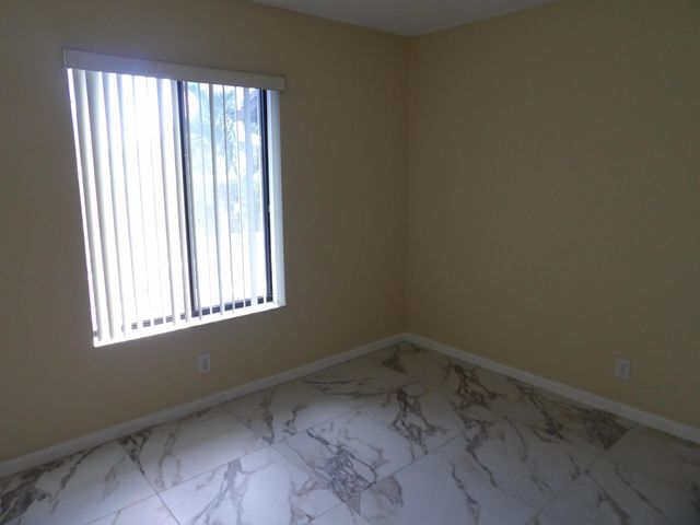 623 Sea Pine Way D2, Greenacres, FL 33415