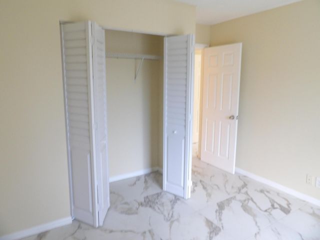 623 Sea Pine Way D2, Greenacres, FL 33415