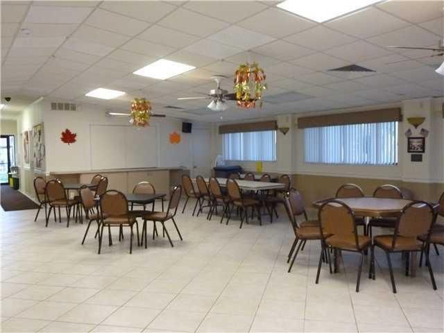 623 Sea Pine Way D2, Greenacres, FL 33415