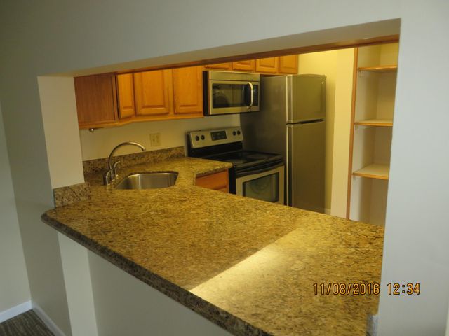 623 Sea Pine Way D2, Greenacres, FL 33415