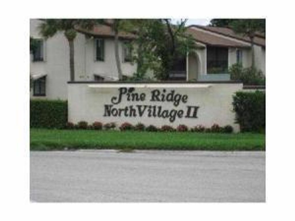 623 Sea Pine Way D2, Greenacres, FL 33415