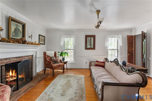 7381 McClellan Rd, Mechanicsville, VA 23111