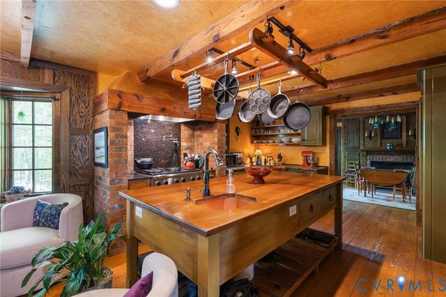 7381 McClellan Rd, Mechanicsville, VA 23111