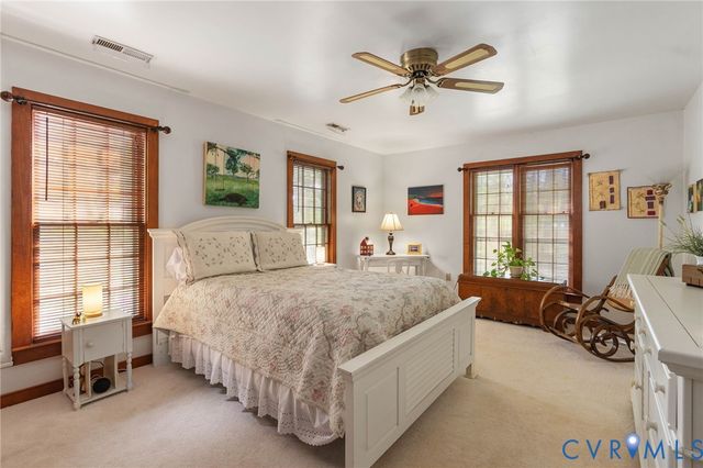 7381 McClellan Rd, Mechanicsville, VA 23111