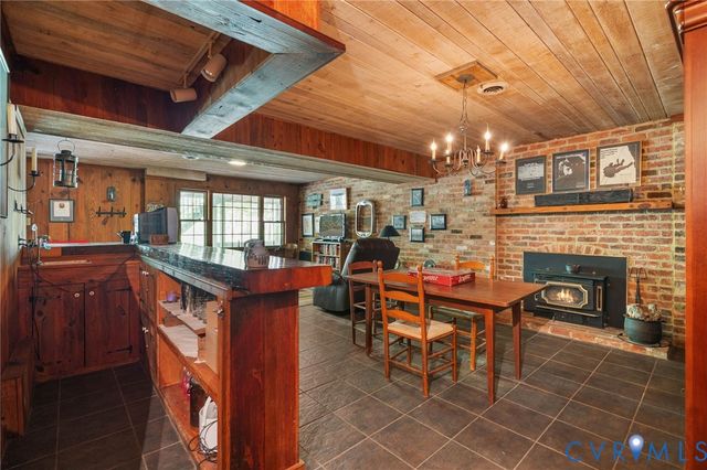 7381 McClellan Rd, Mechanicsville, VA 23111