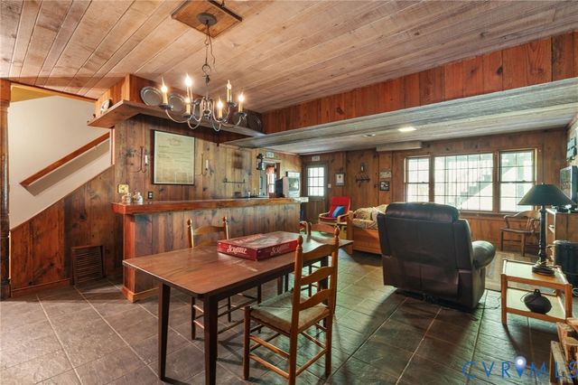 7381 McClellan Rd, Mechanicsville, VA 23111