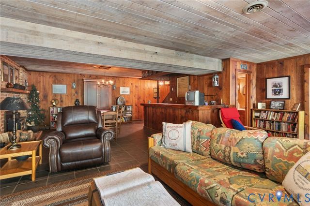 7381 McClellan Rd, Mechanicsville, VA 23111