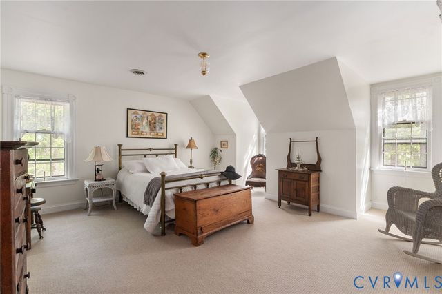 7381 McClellan Rd, Mechanicsville, VA 23111