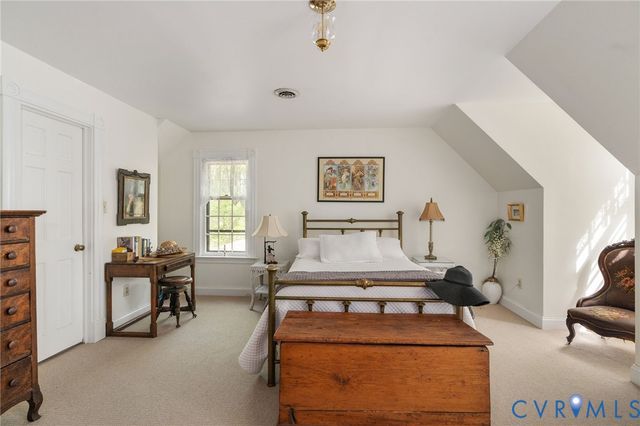 7381 McClellan Rd, Mechanicsville, VA 23111