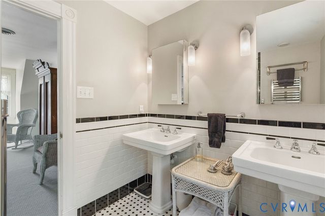 7381 McClellan Rd, Mechanicsville, VA 23111