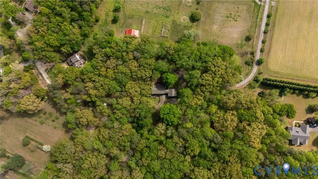 7381 McClellan Rd, Mechanicsville, VA 23111