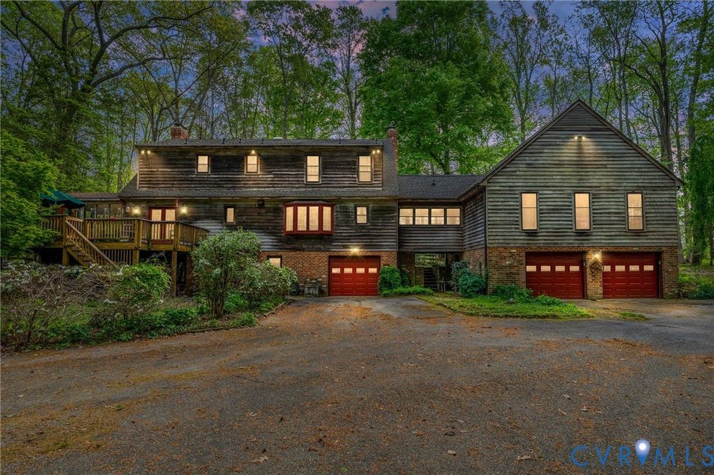 7381 McClellan Rd, Mechanicsville, VA 23111