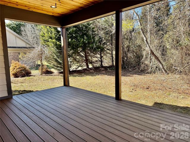 314 Gallimore Road, Brevard, NC 28712