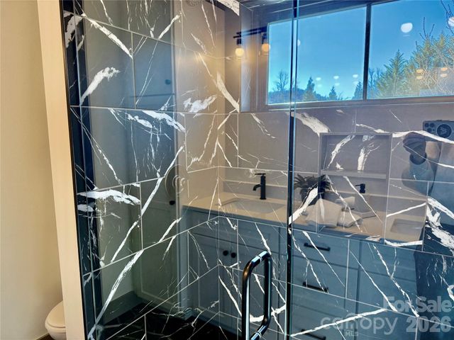 314 Gallimore Road, Brevard, NC 28712