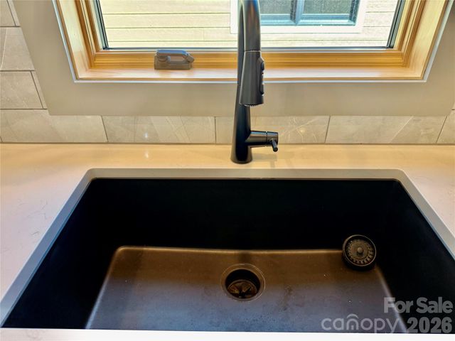 314 Gallimore Road, Brevard, NC 28712