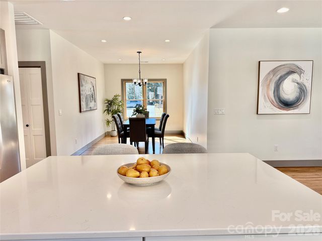 314 Gallimore Road, Brevard, NC 28712