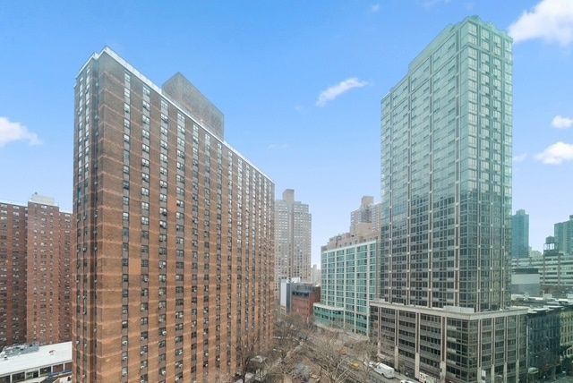 340 E 93rd St Apt 11D, New York City, NY 10128