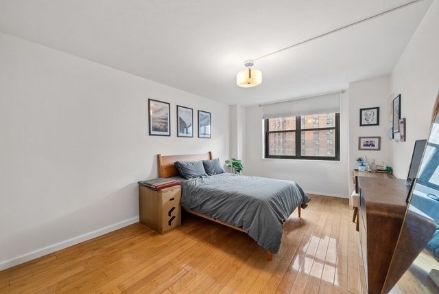 340 E 93rd St Apt 11D, New York City, NY 10128