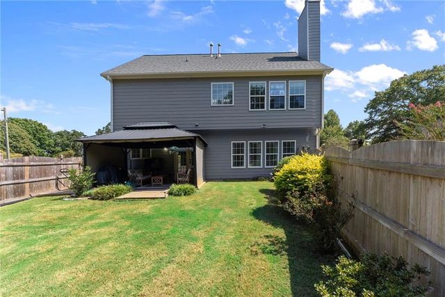 6104 Saddlehorse Drive, Flowery Branch, GA 30542