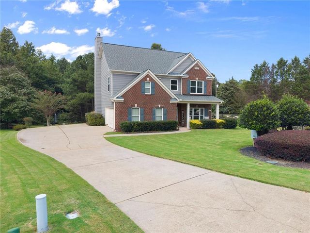 6104 Saddlehorse Drive, Flowery Branch, GA 30542