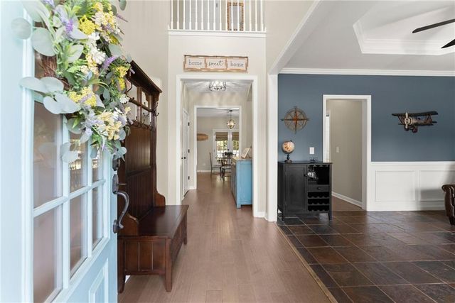 6104 Saddlehorse Drive, Flowery Branch, GA 30542